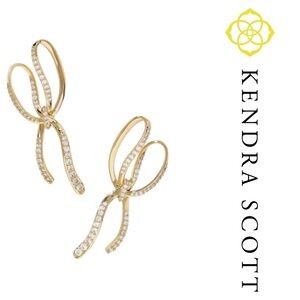 NWOT Kendra Scott Sasha gold earrings